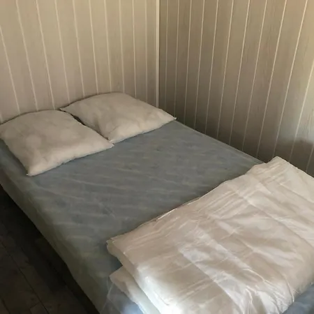 Chalet 4 Semesterbostad *